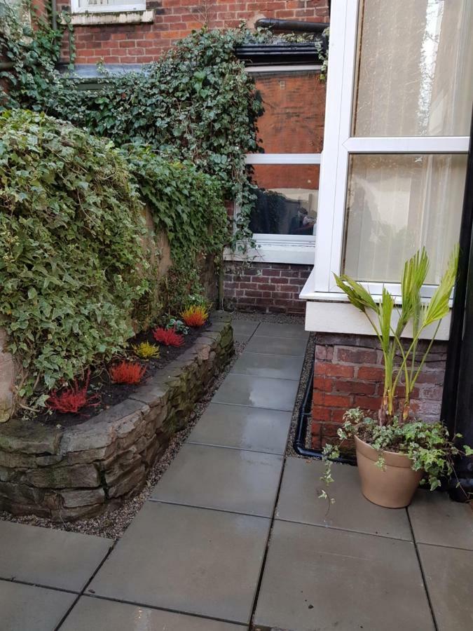 Cosy Apartment In Private Courtyard Preston  Exterior photo